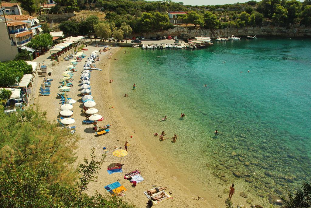 Studios Nelli Alonissos Patitiri  Bagian luar foto