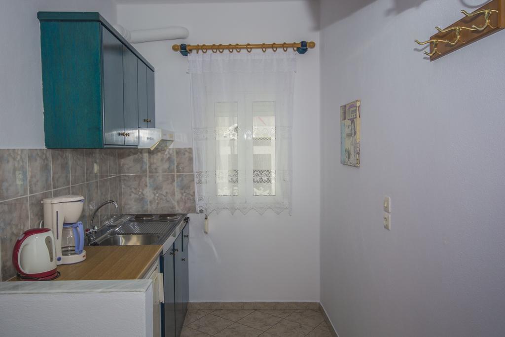 Studios Nelli Alonissos Patitiri  Bagian luar foto
