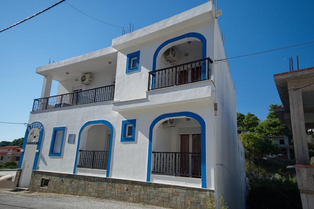 Studios Nelli Alonissos Patitiri  Bagian luar foto